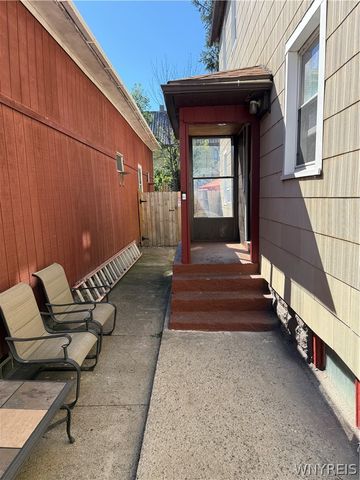 189 Center Street, Lackawanna, NY 14218