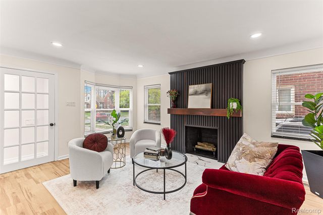 17548 Freeland Street, Detroit, MI 48235