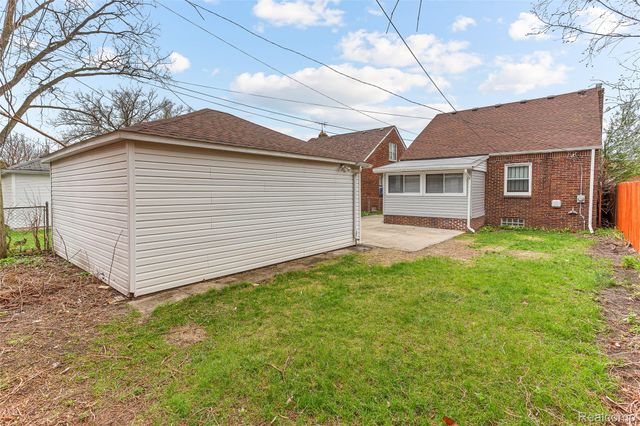 17548 Freeland Street, Detroit, MI 48235