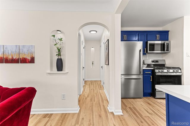 17548 Freeland Street, Detroit, MI 48235