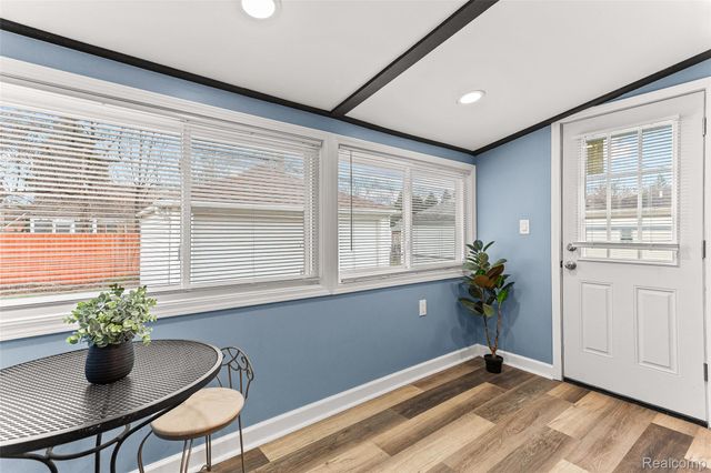 17548 Freeland Street, Detroit, MI 48235