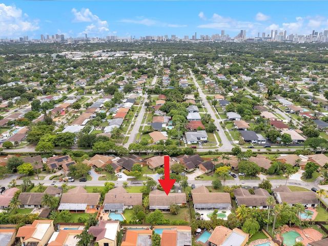 20100 NE 10th Place Way, Miami, FL 33179