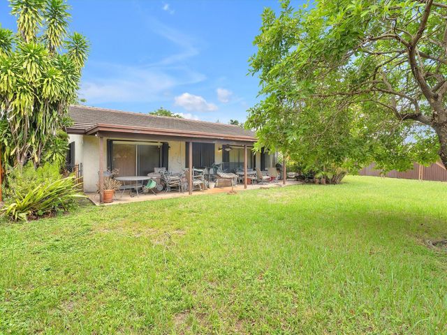 20100 NE 10th Place Way, Miami, FL 33179