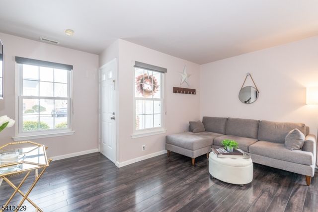 227 Gettysburg Way, Lincoln Park Boro, NJ 07035