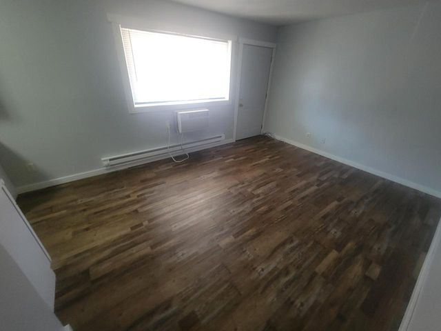 425 10th STREET N, La Crosse, WI 54601