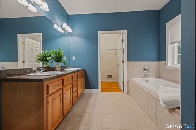 3 Truman Way 3, Rocky Hill, CT 06067