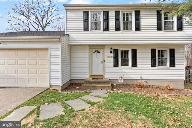 14724 SAINT GERMAIN DR, Centreville, VA 20121