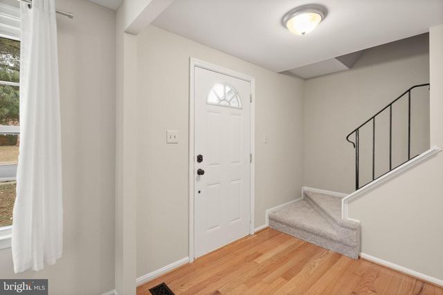 14724 SAINT GERMAIN DR, Centreville, VA 20121