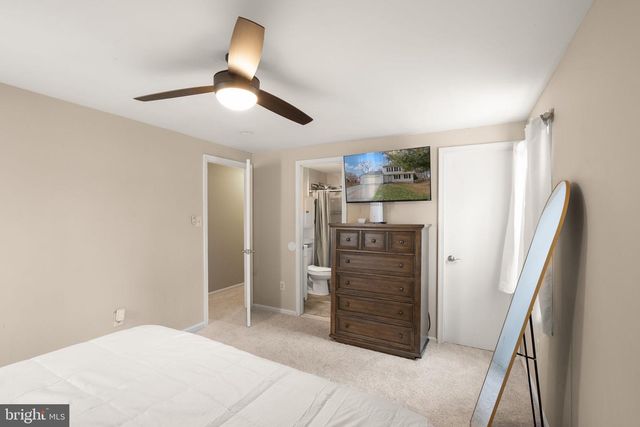 14724 SAINT GERMAIN DR, Centreville, VA 20121