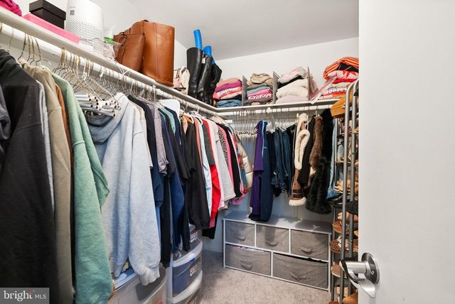 14724 SAINT GERMAIN DR, Centreville, VA 20121