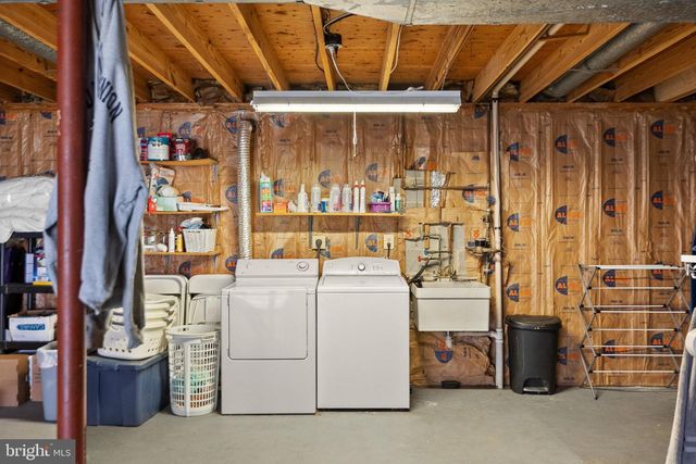 14724 SAINT GERMAIN DR, Centreville, VA 20121