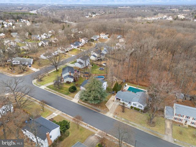 14724 SAINT GERMAIN DR, Centreville, VA 20121