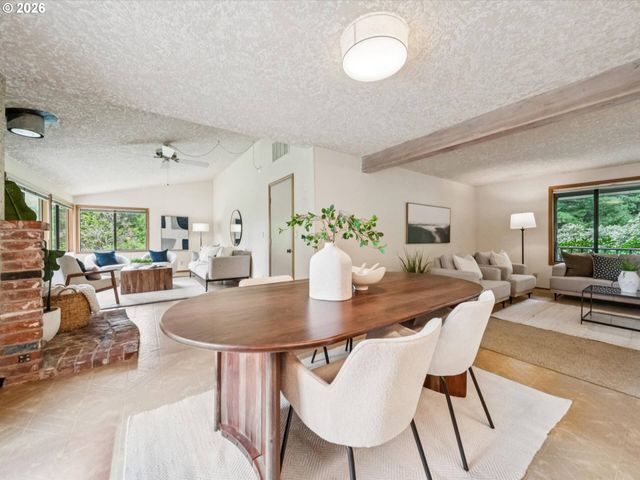 16800 Sw EDMINSTON Rd, Wilsonville, OR 97070