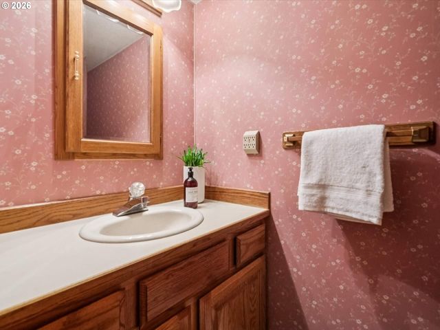 16800 Sw EDMINSTON Rd, Wilsonville, OR 97070