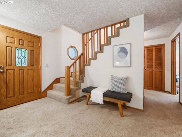 16800 Sw EDMINSTON Rd, Wilsonville, OR 97070