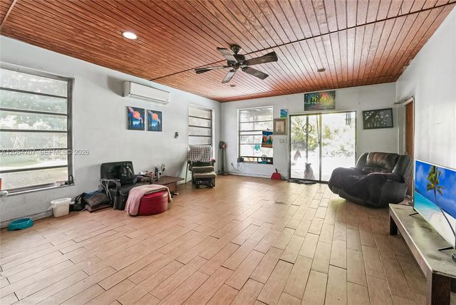 350 To To Lo Chee Drive, Hialeah, FL 33010