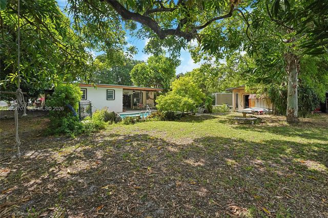 350 To To Lo Chee Drive, Hialeah, FL 33010