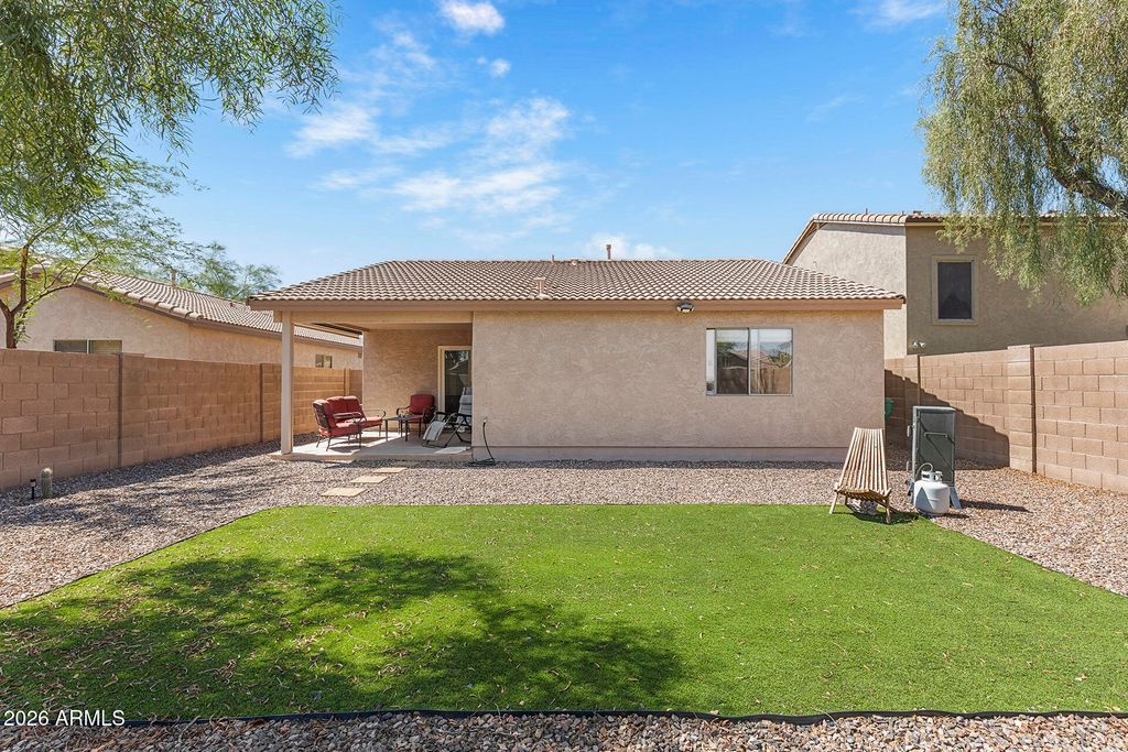 21391 N KEYSTONE Drive, Maricopa, AZ 85138 — photo 5