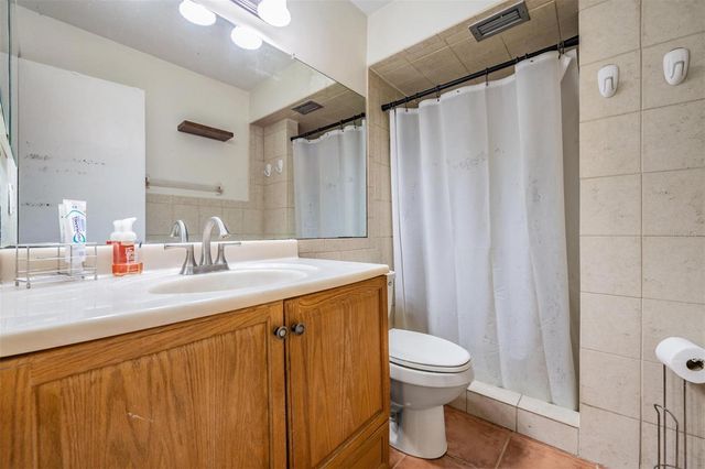 7210 57TH AVENUE N, St Petersburg, FL 33709