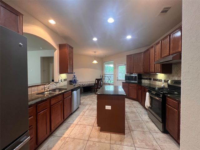 5410 Peppermint Lane, Baytown, TX 77521