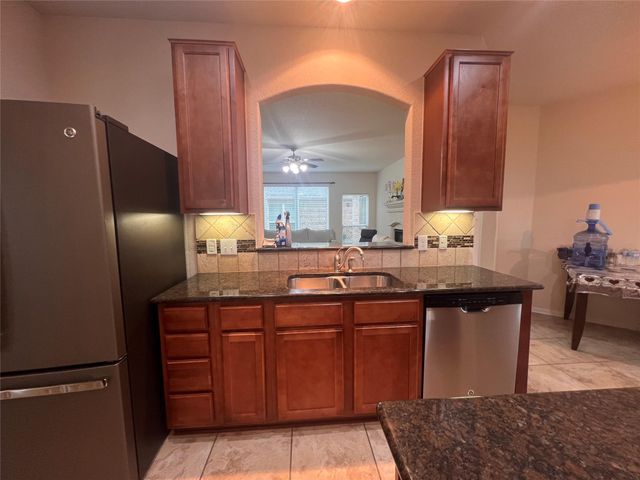 5410 Peppermint Lane, Baytown, TX 77521