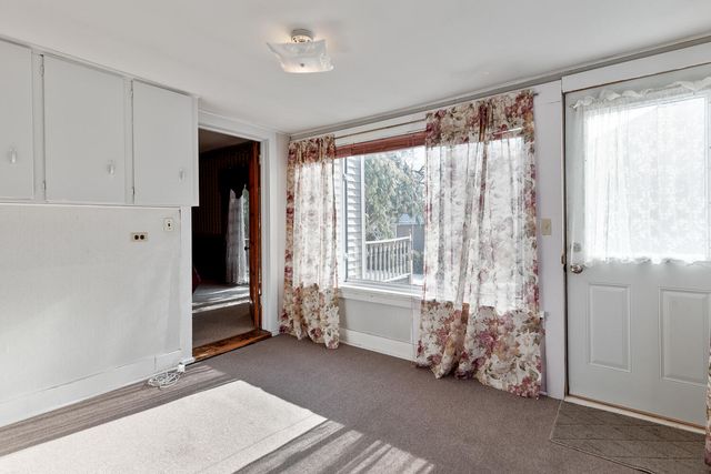 404 S Mckenzie Street S, Adrian, MI 49221