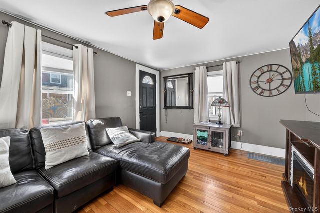 8 John Street, Port Jervis, NY 12771