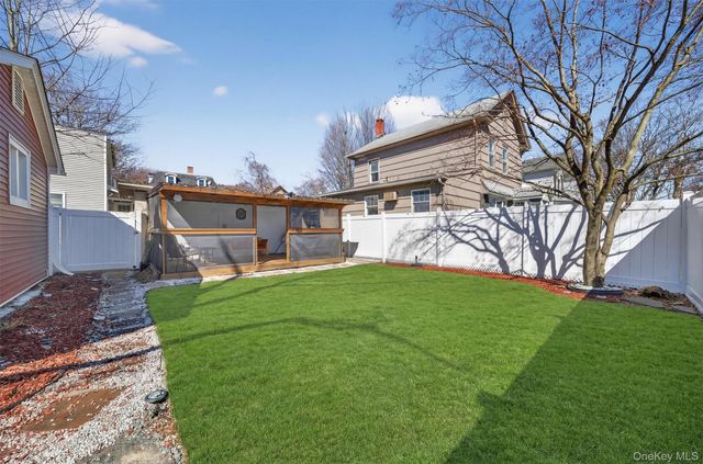 8 John Street, Port Jervis, NY 12771