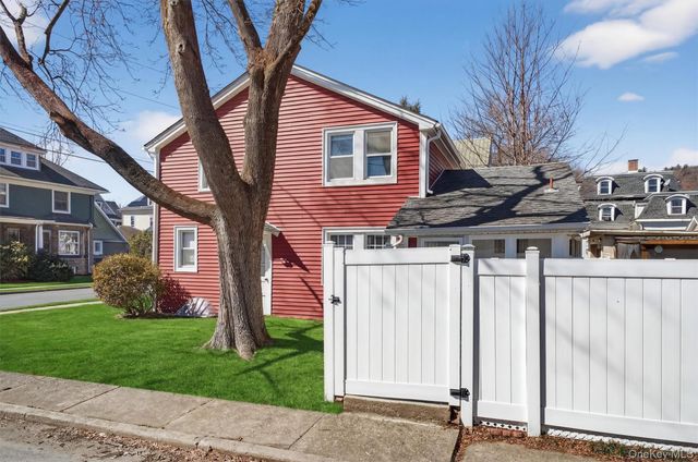 8 John Street, Port Jervis, NY 12771