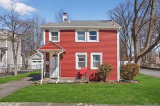 8 John Street, Port Jervis, NY 12771
