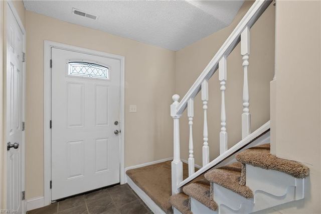 914 C AVE, Virginia Beach, VA 23451