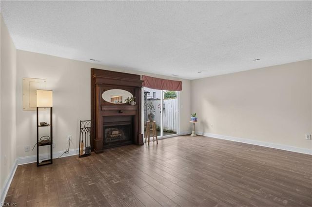 914 C AVE, Virginia Beach, VA 23451