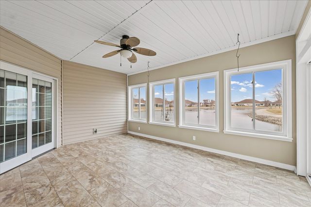 1908 S Prairie Winds Drive, Urbana, IL 61802