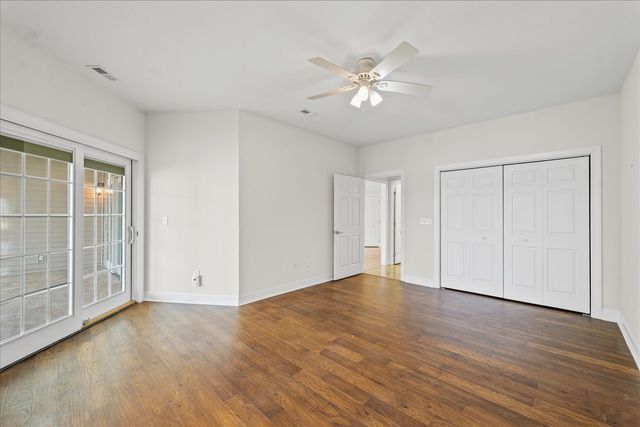 1908 S Prairie Winds Drive, Urbana, IL 61802