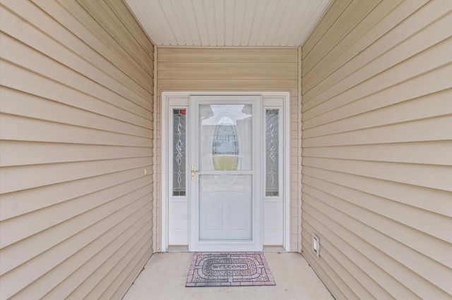 1908 S Prairie Winds Drive, Urbana, IL 61802