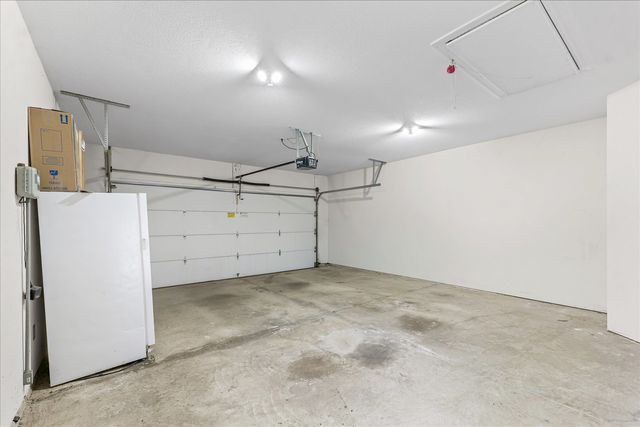 1908 S Prairie Winds Drive, Urbana, IL 61802