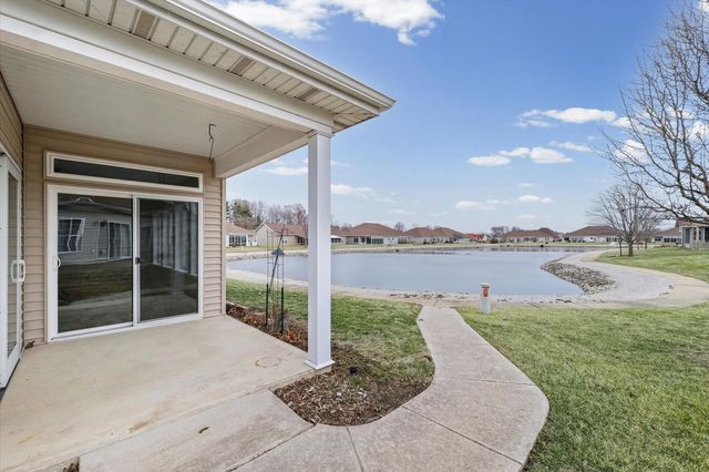 1908 S Prairie Winds Drive, Urbana, IL 61802