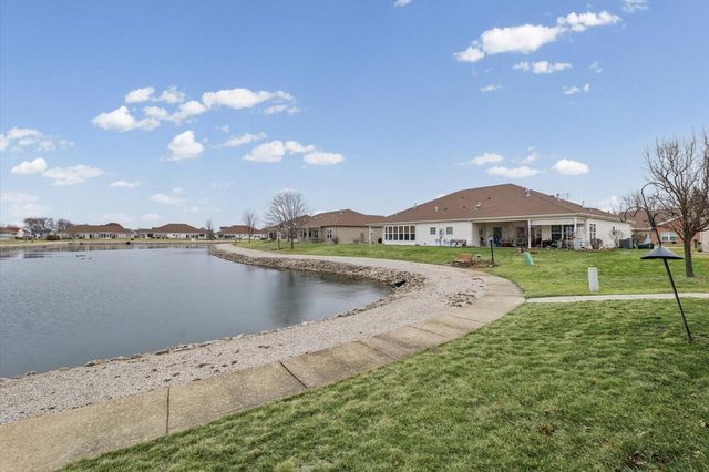 1908 S Prairie Winds Drive, Urbana, IL 61802