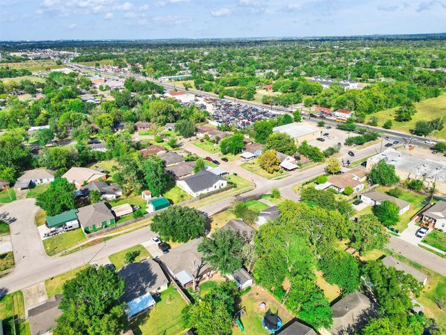 4418 Dacca Drive, Houston, TX 77047