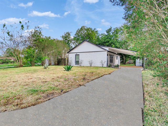 4418 Dacca Drive, Houston, TX 77047