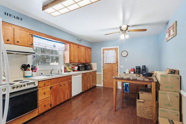 9235 Bunkerhill Drive, Richland, MI 49083