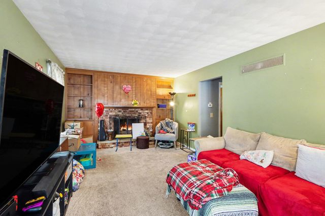 9235 Bunkerhill Drive, Richland, MI 49083