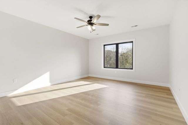 5990 S Clay Avenue, Springfield, MO 65810