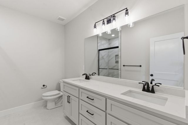 5990 S Clay Avenue, Springfield, MO 65810