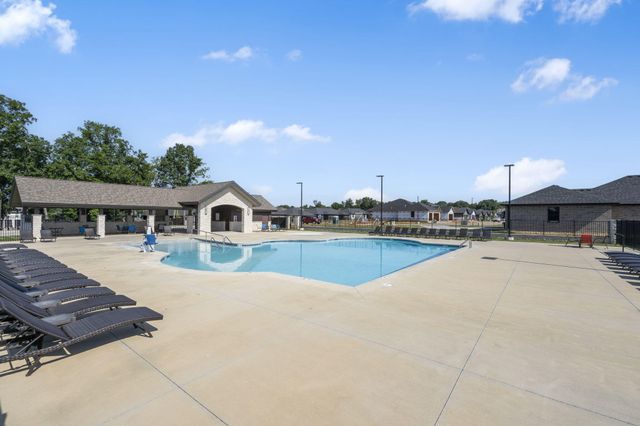 5990 S Clay Avenue, Springfield, MO 65810