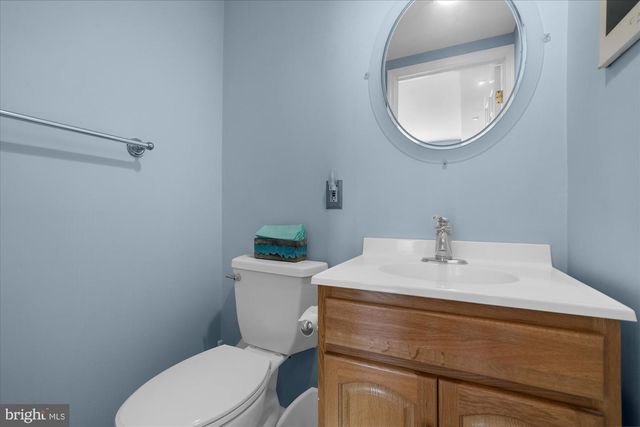404 LINCOLN AVENUE, Havertown, PA 19083
