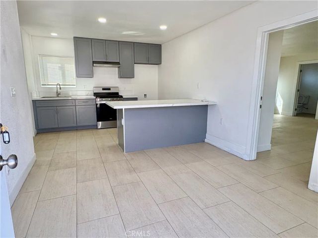 296 N Allen, San Bernardino, CA 92408