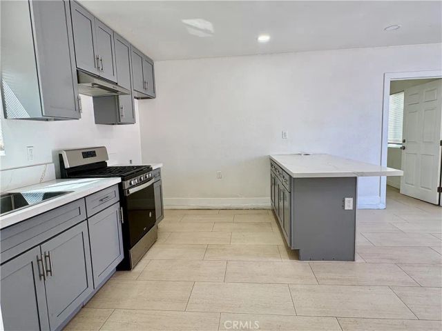 296 N Allen, San Bernardino, CA 92408