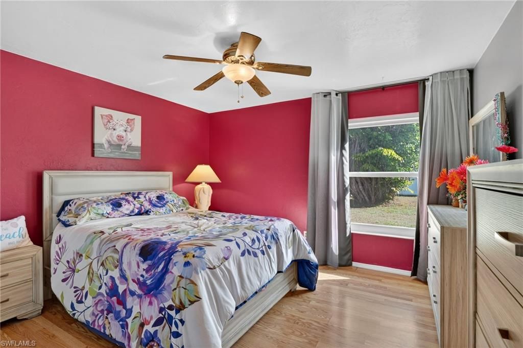 Image 22 of property listing at 1105 SW 11th PL, Cape Coral, FL 33991