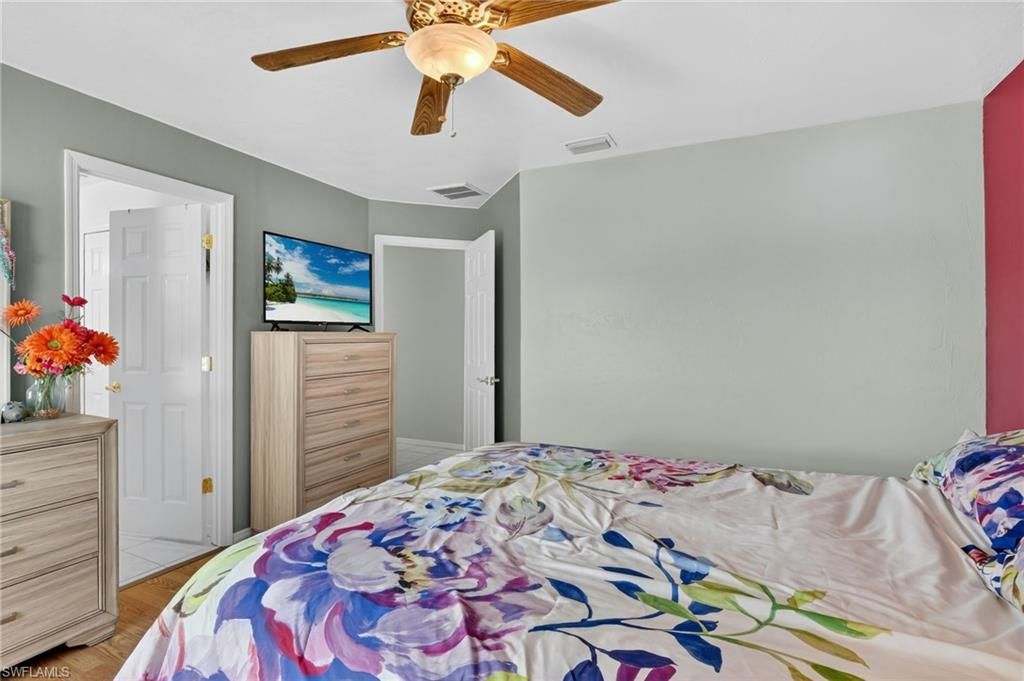 Image 25 of property listing at 1105 SW 11th PL, Cape Coral, FL 33991